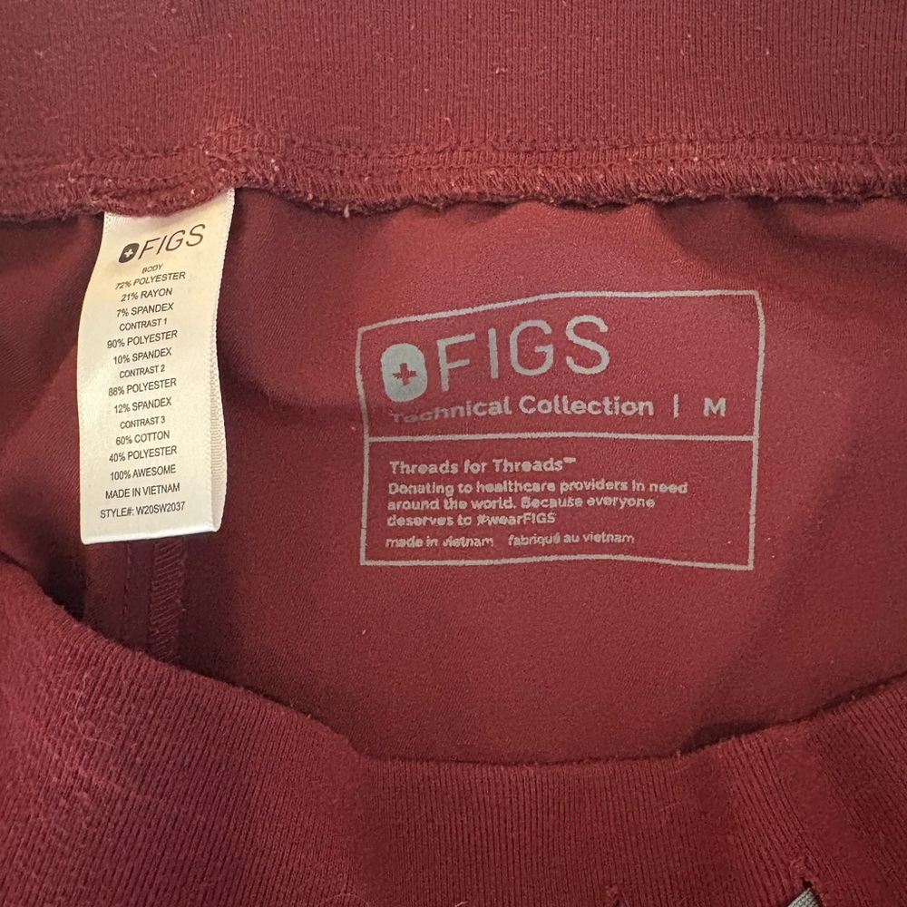 Figs Burgundy Scrub Pants - Picture 2 of 7
